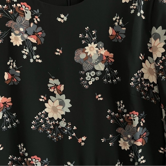 LOFT | Floral Long Sleeve Dress - Picture 4 of 7